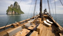 Indonesian charter yacht Silolona available also in Kokomo and Flores
